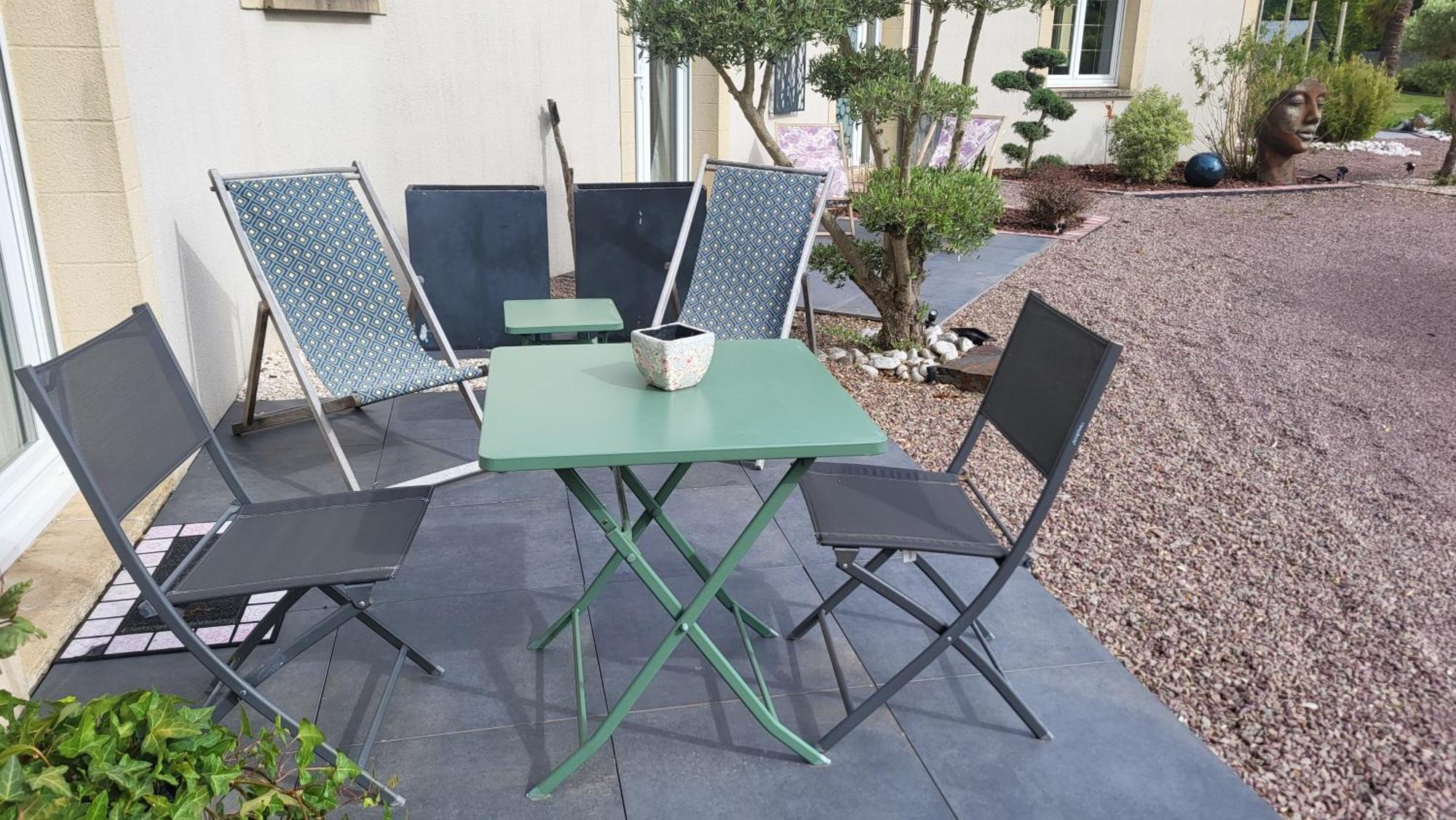 Le Coup De Foudre Bed & Breakfast Le Molay-Littry Bagian luar foto