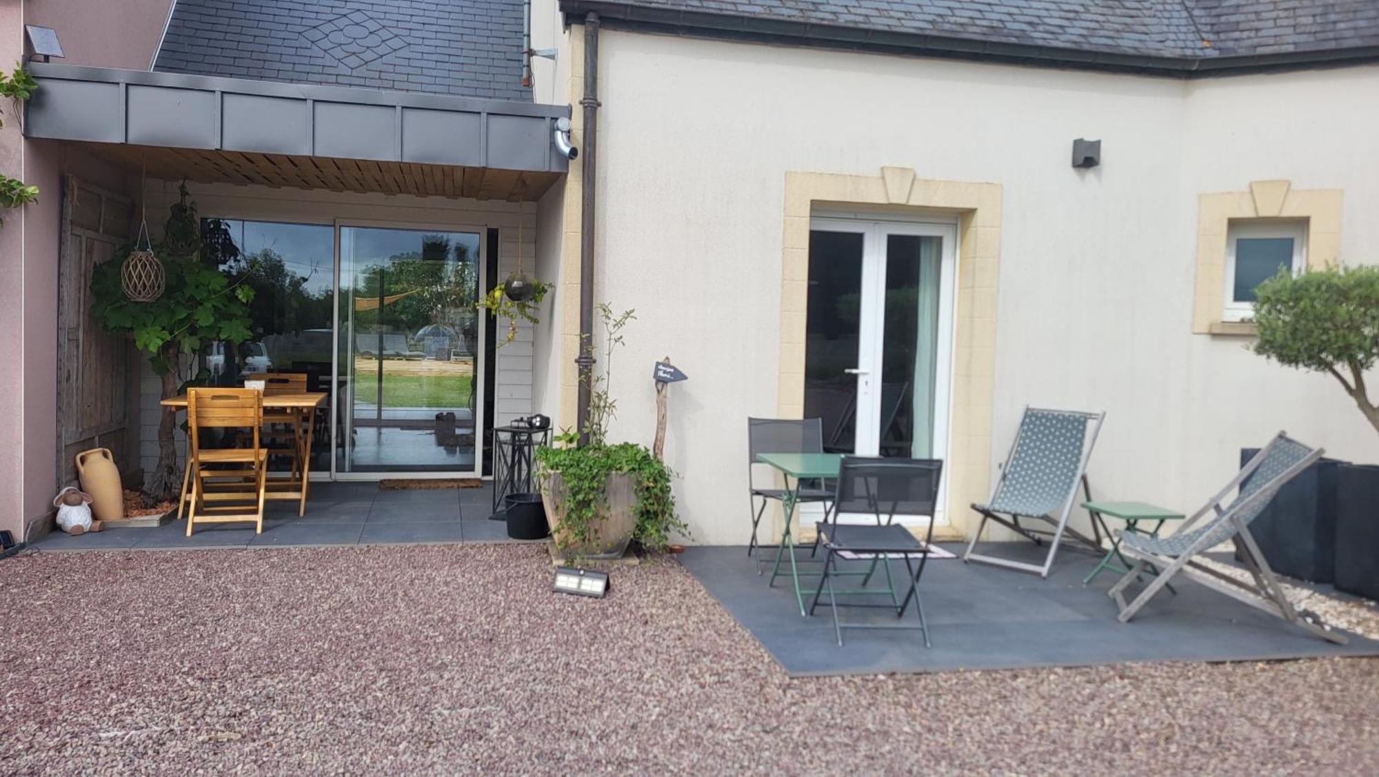 Le Coup De Foudre Bed & Breakfast Le Molay-Littry Bagian luar foto